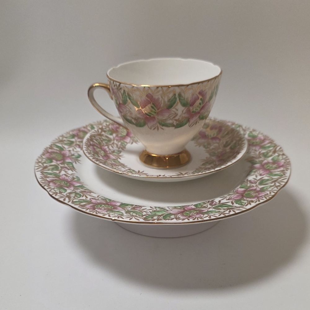 Vtg Gladstone Tea Cup Saucer and Luncheon Plate Bone China c. 1930s Pink & Gold